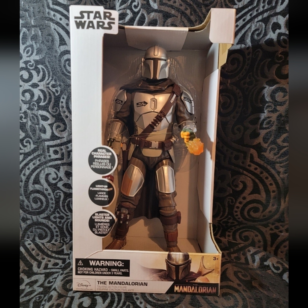 Disney The Mandalorian Silver and Brown Figure